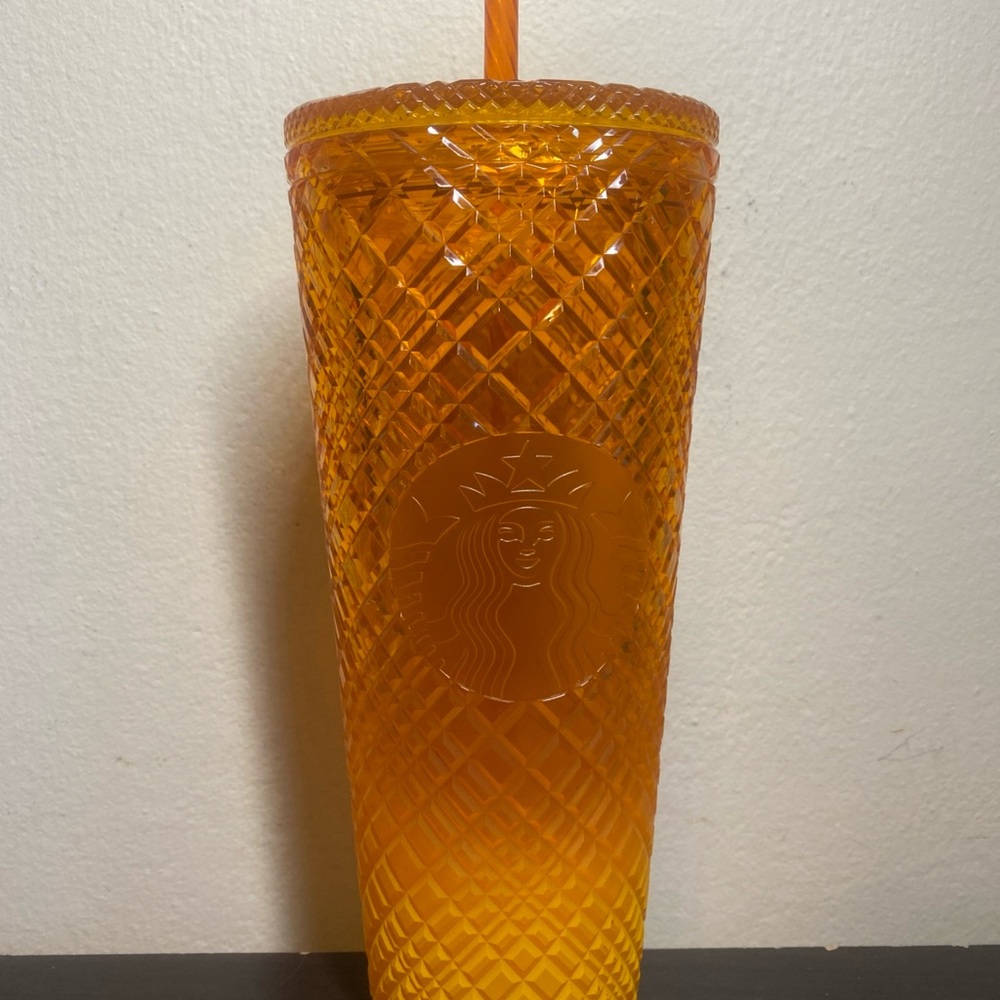 Starbucks Orange Mango Gradient Tumbler with Straw 24 Oz